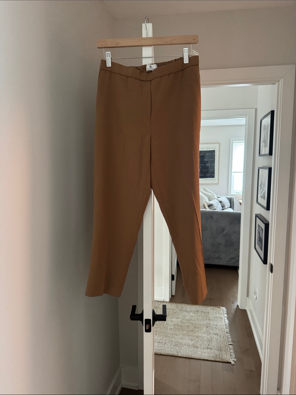 Aritzia Babaton Tan Pants